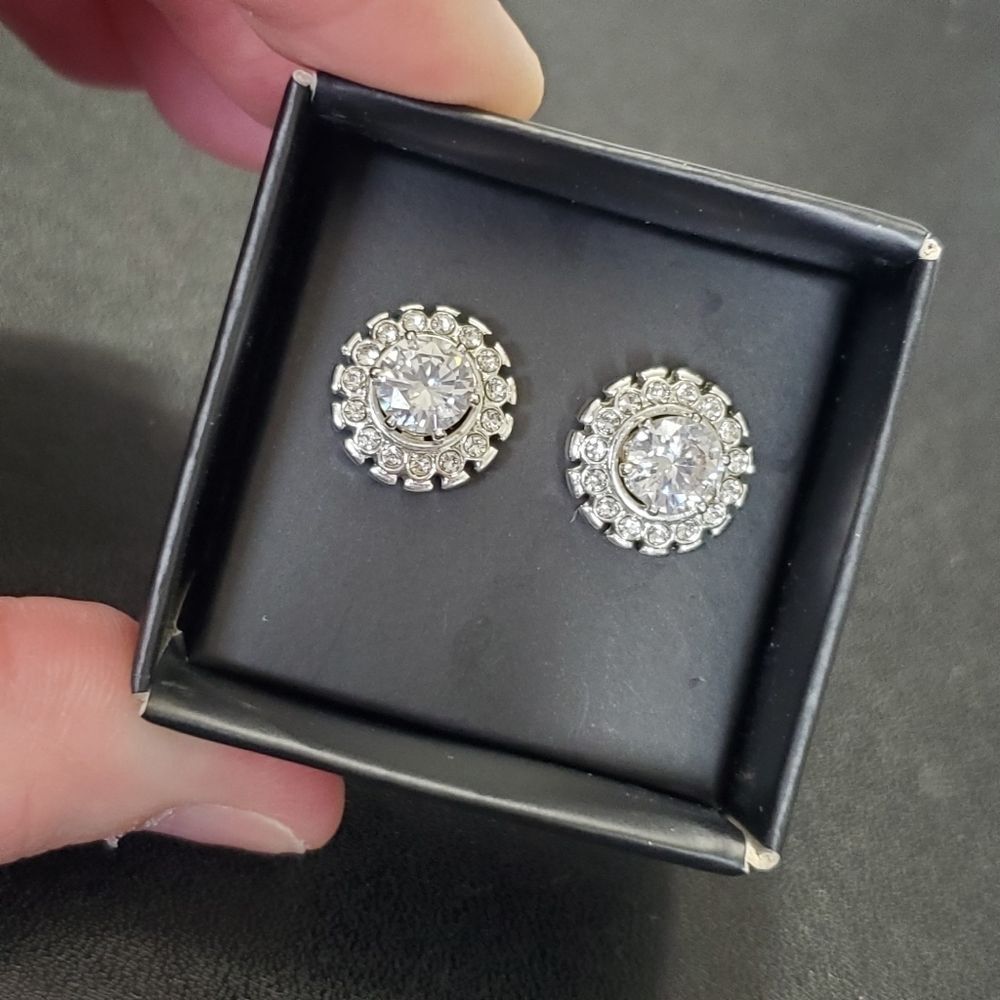 Avon silver tone rhinestone changeable earrings